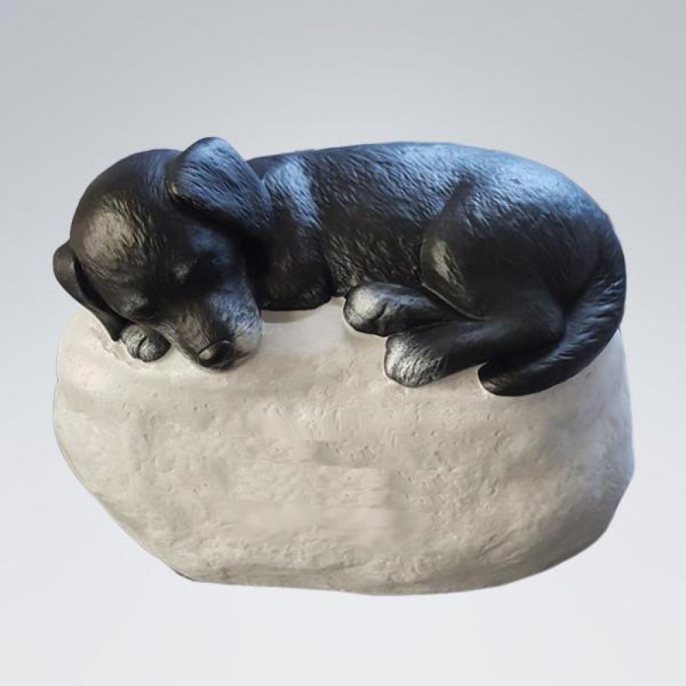 LK0133 Hund auf Stein Acrylbemalung
